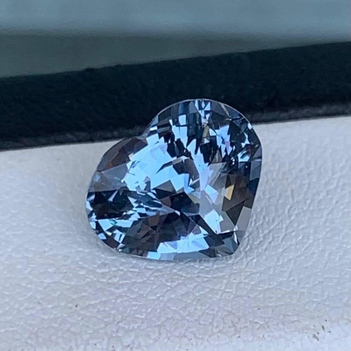 Natural Sparkling Spinel 3.45ct - (UH) - Baza Boutique