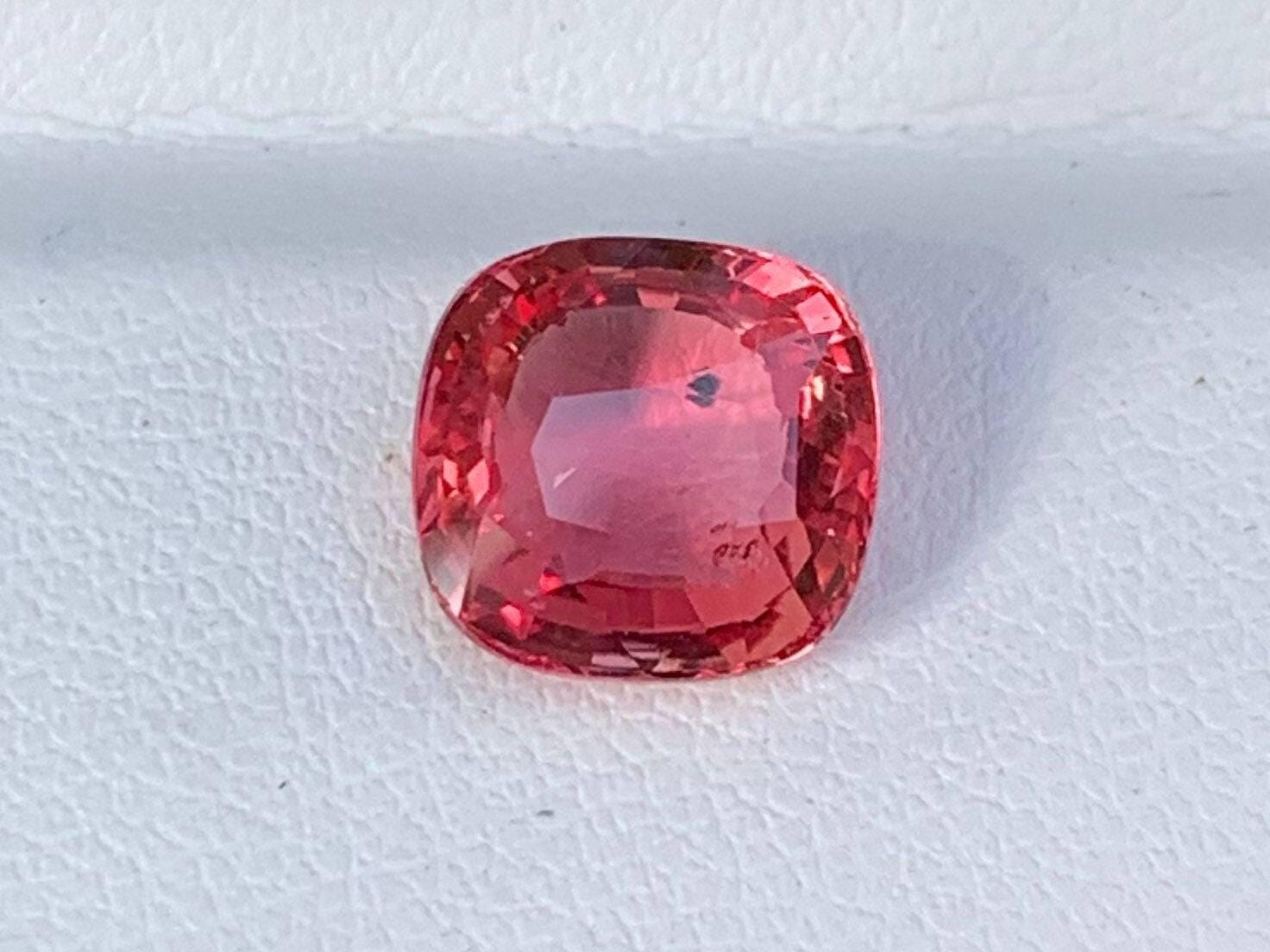 Natural One-of-a-kind Rare Padparadscha 3.03ct - (UH) - Baza Boutique