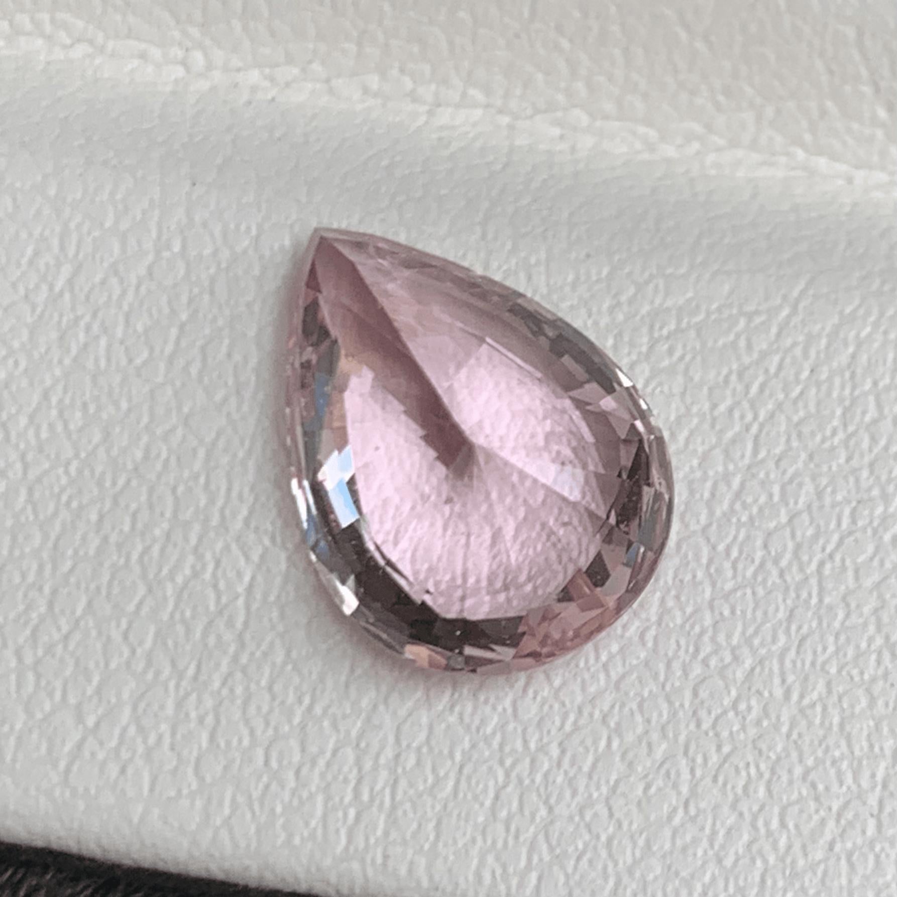 Rare Padparadscha Sapphire (ICA Certified) 4.56ct - (UH) - Baza Boutique
