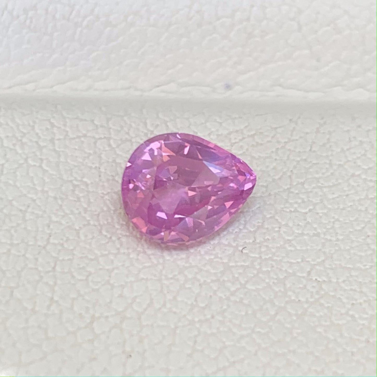 Bubblegum Pink Sapphire 0.98ct (UH)