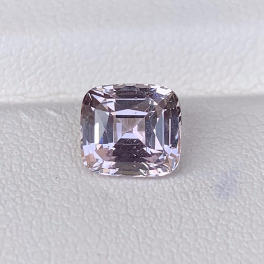Peach Sapphire 1.84ct (UH) - Baza Boutique