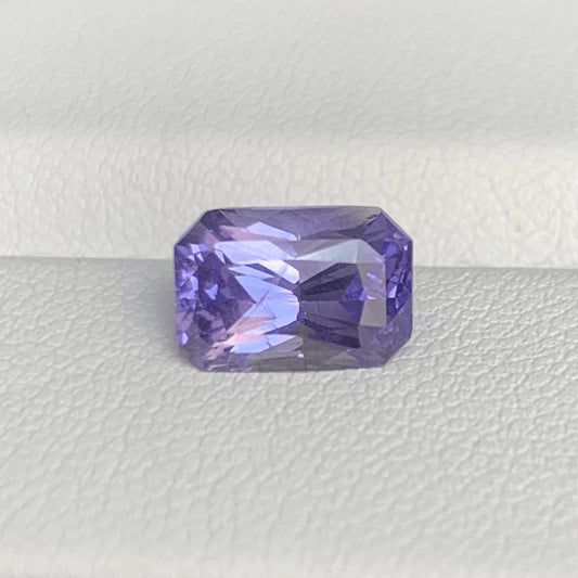 Violet Sapphire 2.20ct (UH) - Baza Boutique