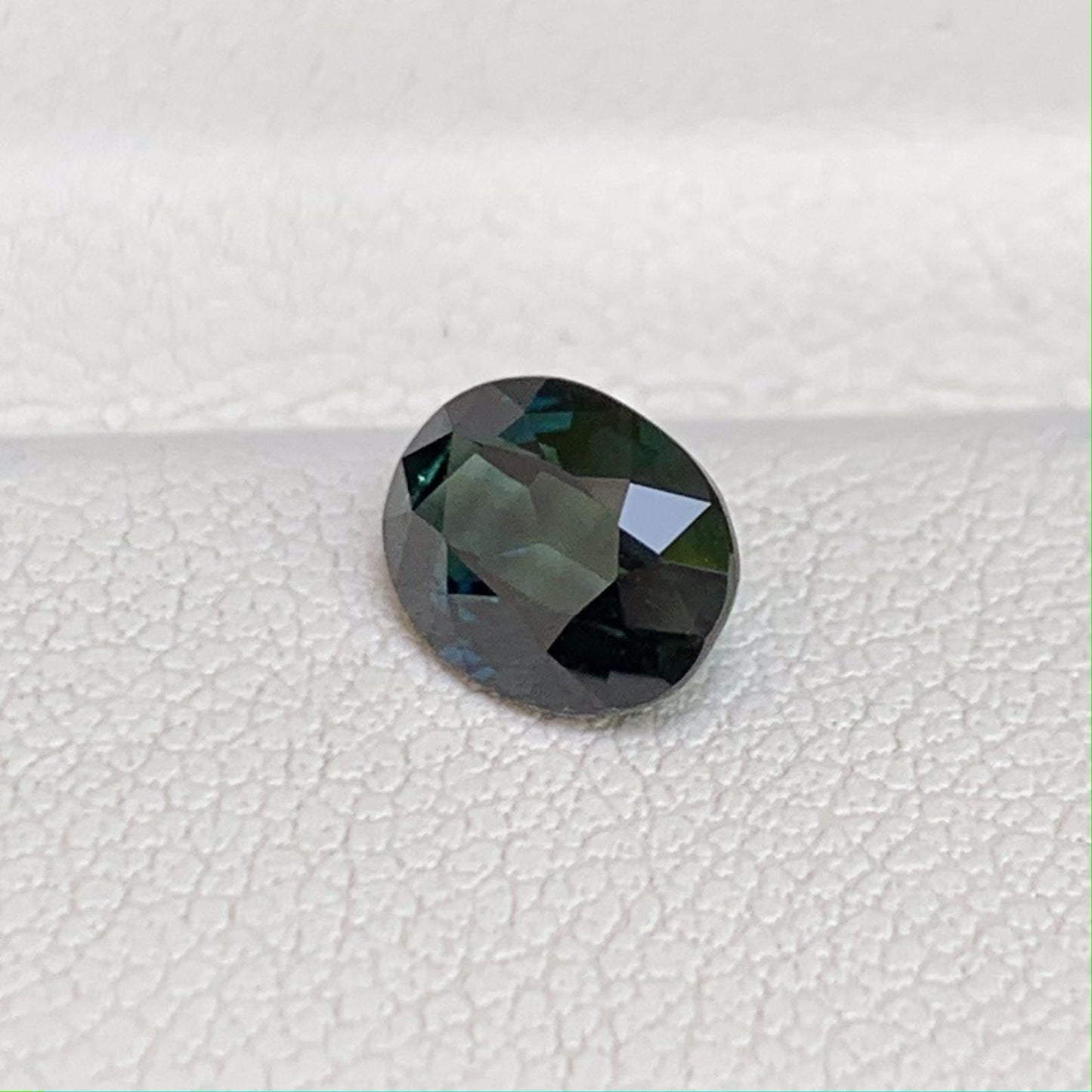Natural Peacock Teal Sapphire 1.23ct - (UH)