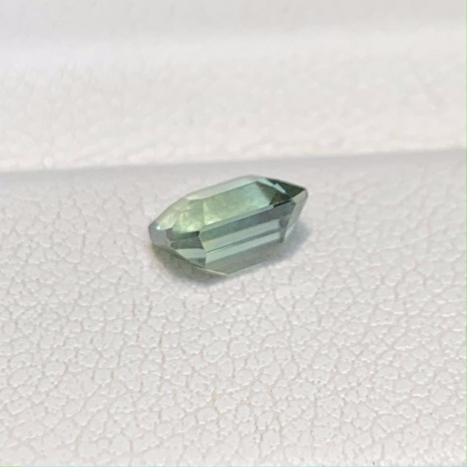 Natural Teal Sapphire 1.06ct - (UH) - Baza Boutique