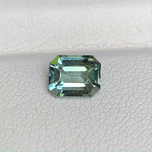 Natural Teal Sapphire 1.06ct - (UH) - Baza Boutique
