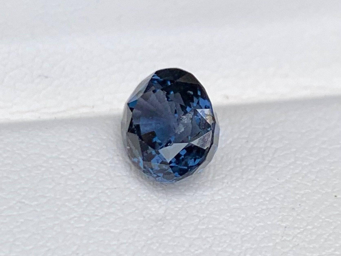 Natural Cobalt Spinel 2.02ct - (UH) - Baza Boutique