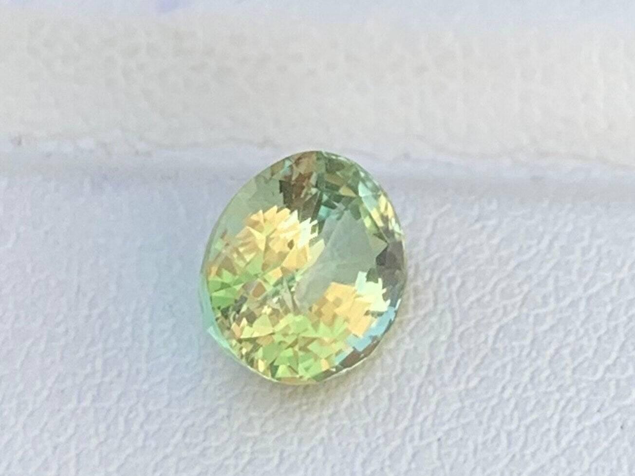 Natural Certified Vanadium Chrysoberyl 2.21ct- (UH) - Baza Boutique