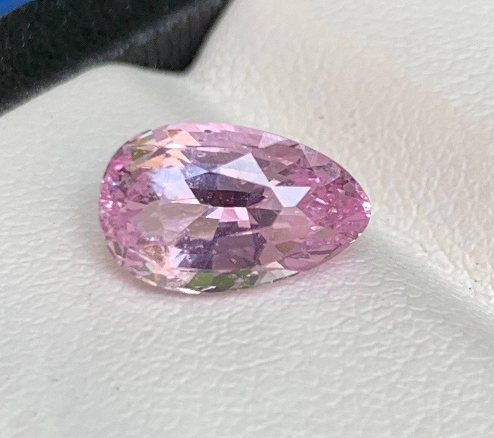 Padparadscha King Sapphire 2.64ct - (UH) - Baza Boutique