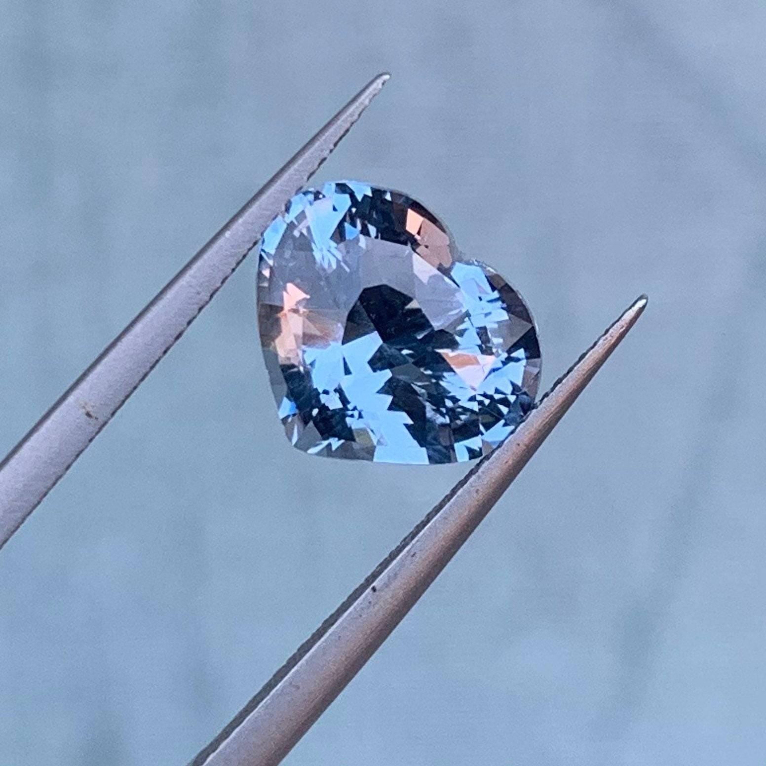 Natural Sparkling Spinel 3.45ct - (UH) - Baza Boutique