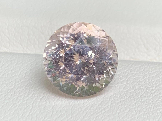 Natural Peach Sapphire 5.28ct - (UH) - Baza Boutique