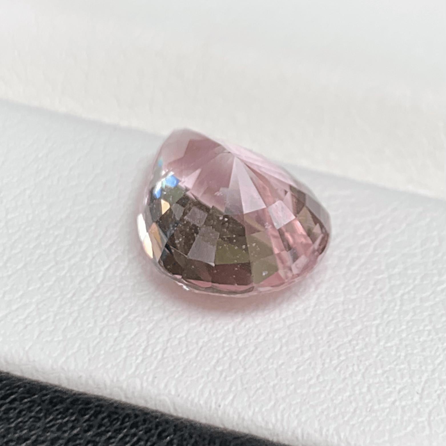 Rare Padparadscha Sapphire (ICA Certified) 4.56ct - (UH) - Baza Boutique