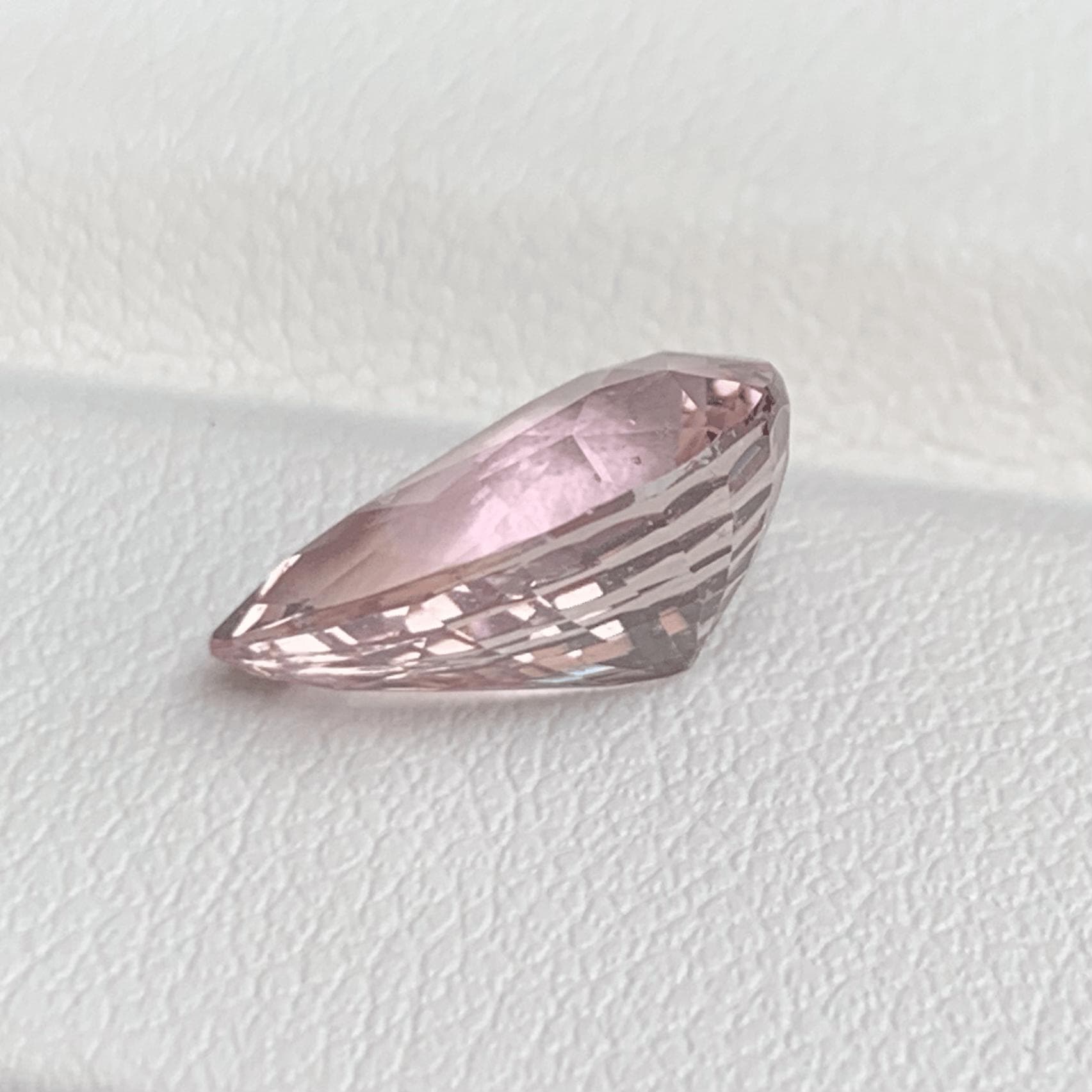 Rare Padparadscha Sapphire (ICA Certified) 4.56ct - (UH) - Baza Boutique