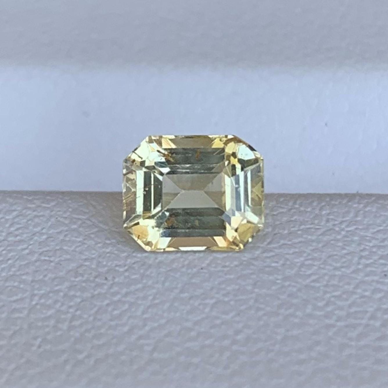 Yellow Sapphire 1.27ct (UH) - Baza Boutique
