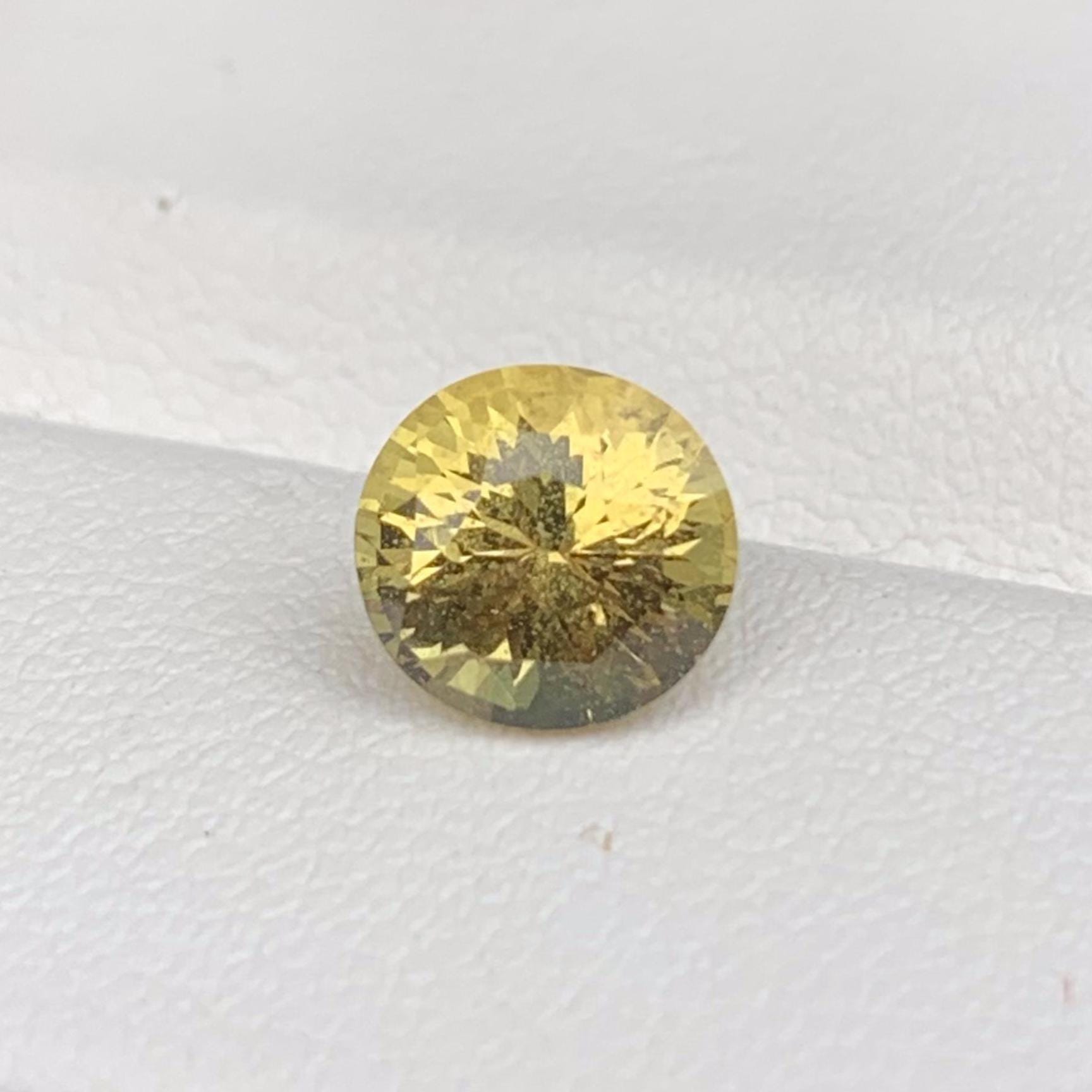 Yellow Sapphire 1.90ct (H) - Baza Boutique