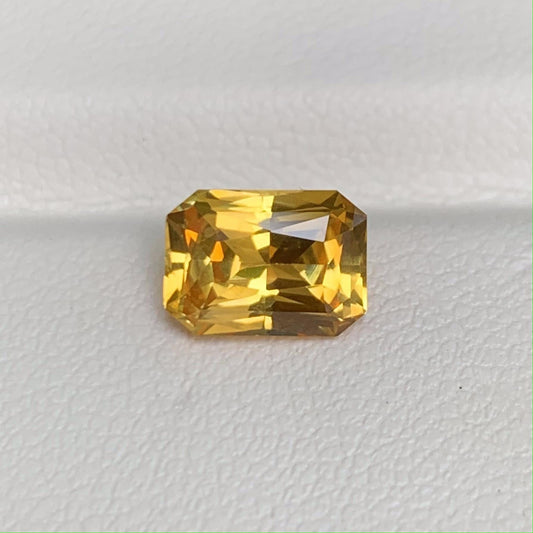 Yellow Sapphire 1.82ct (H) - Baza Boutique