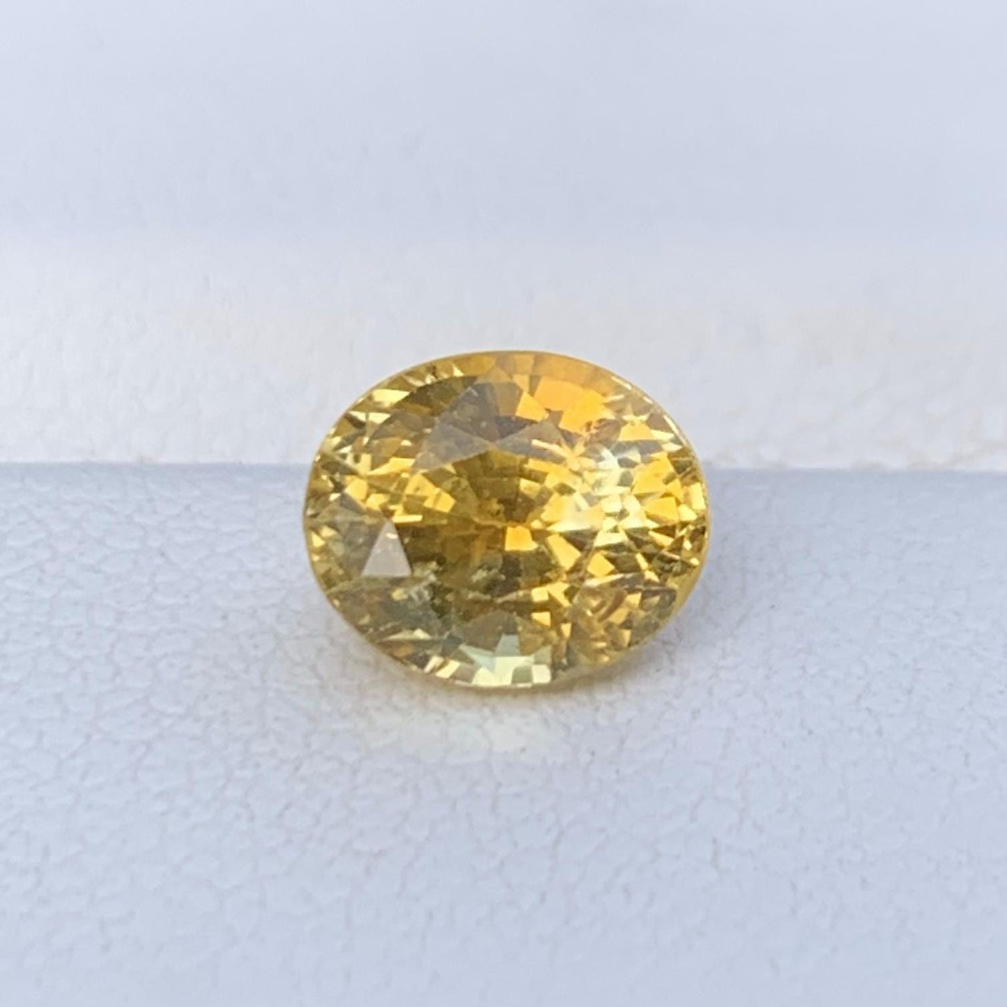 Yellow Sapphire 2.08ct (H) - Baza Boutique