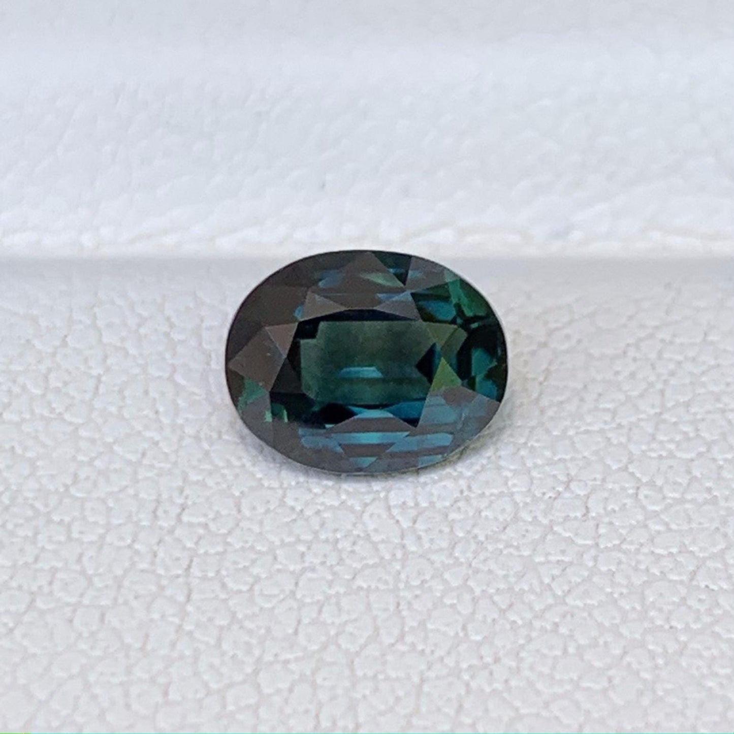 Natural Peacock Teal Sapphire 1.23ct - (UH)