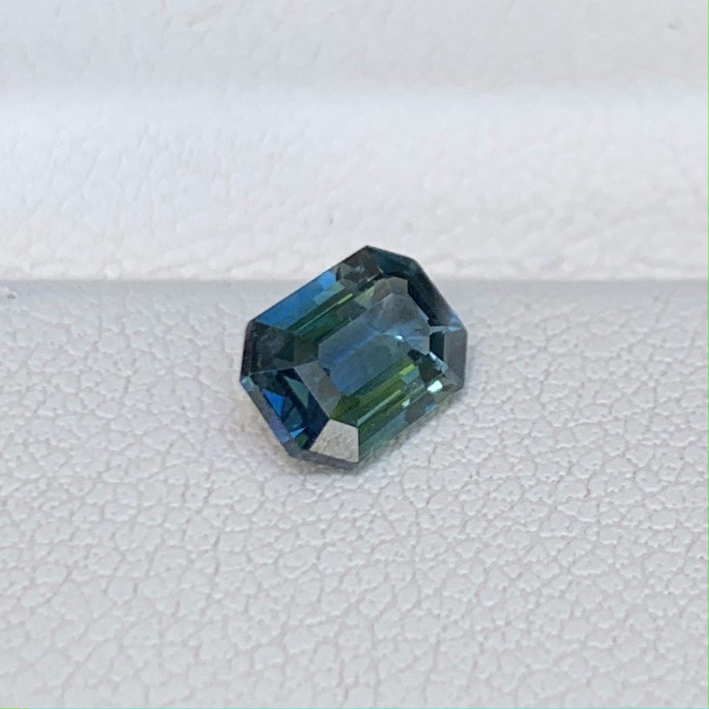 Natural Teal Sapphire 0.96ct - (UH) - Baza Boutique