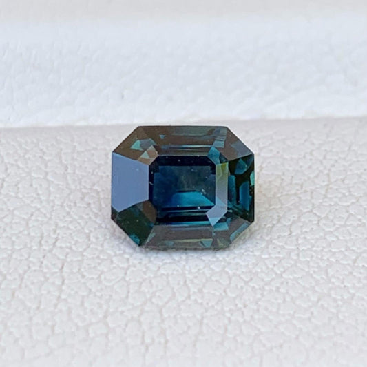 Natural Teal Sapphire 1.06ct - (UH)