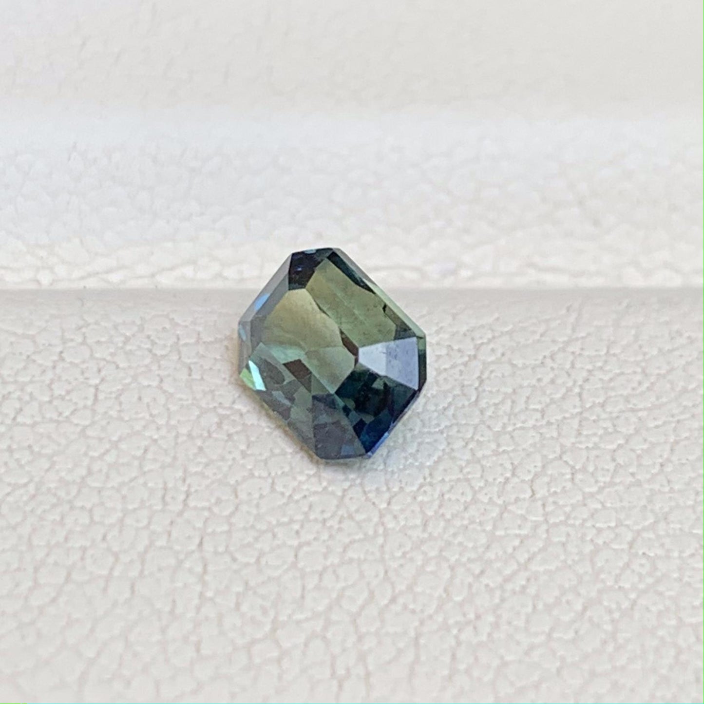 Natural Teal Sapphire 1.26ct - (UH)