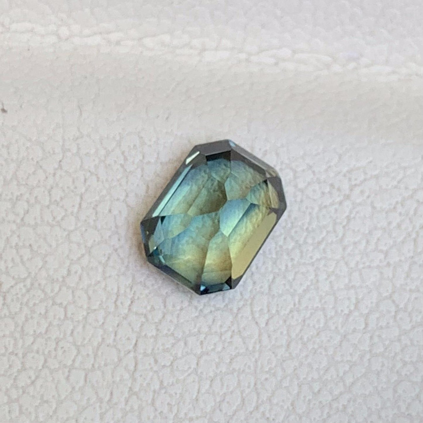 Natural Teal Sapphire 1.26ct - (UH)
