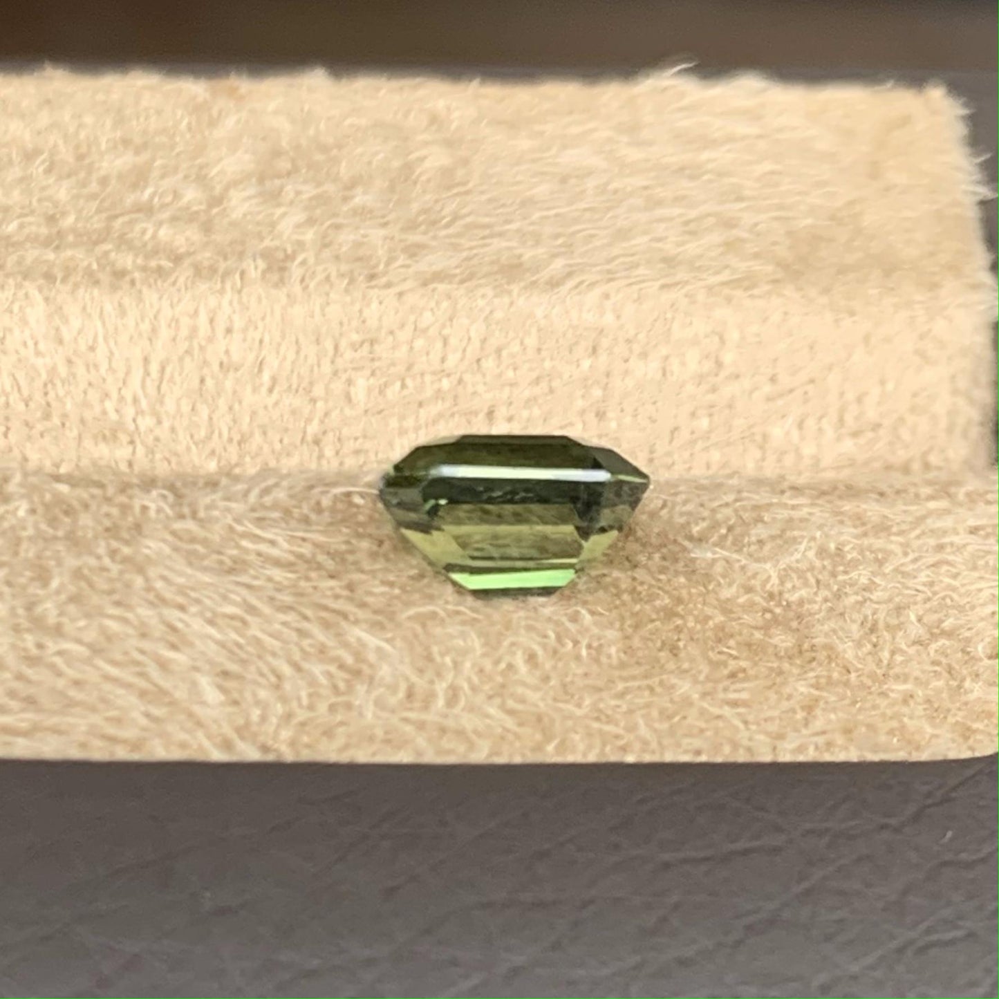 Natural Teal Sapphire 1.60ct - (UH) - Baza Boutique