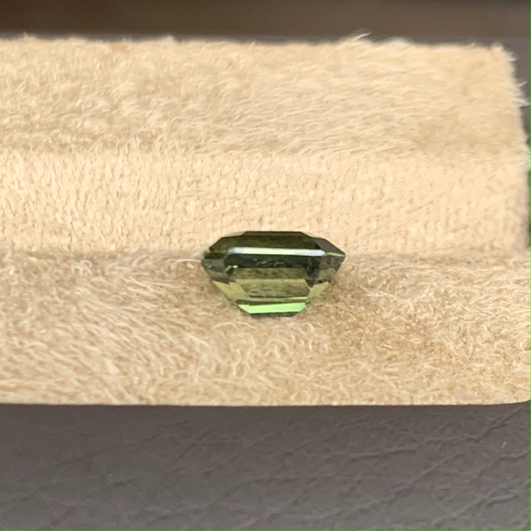 Natural Teal Sapphire 1.60ct - (UH) - Baza Boutique