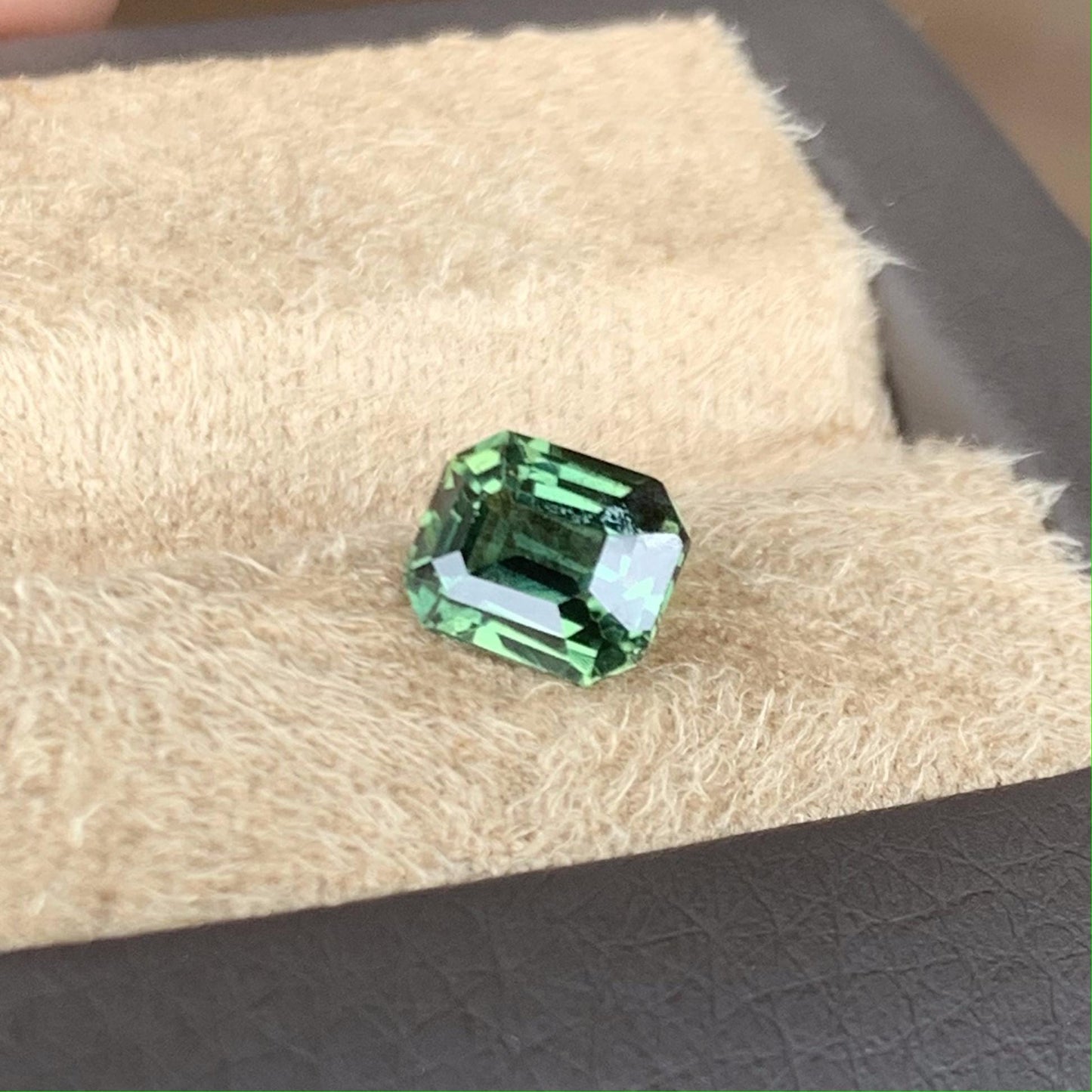 Natural Teal Sapphire 1.60ct - (UH) - Baza Boutique