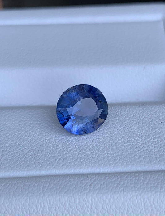 Blue Sapphire 2.69ct (UH)