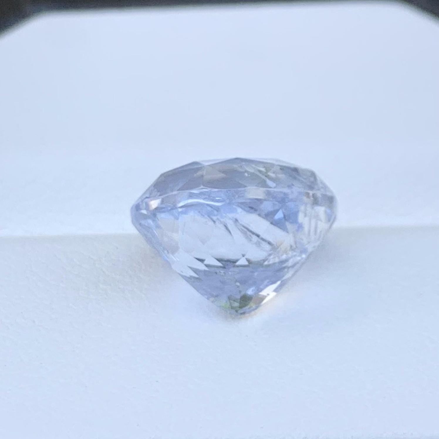 Brilliant White Sapphire 8.67ct - (UH) - Baza Boutique