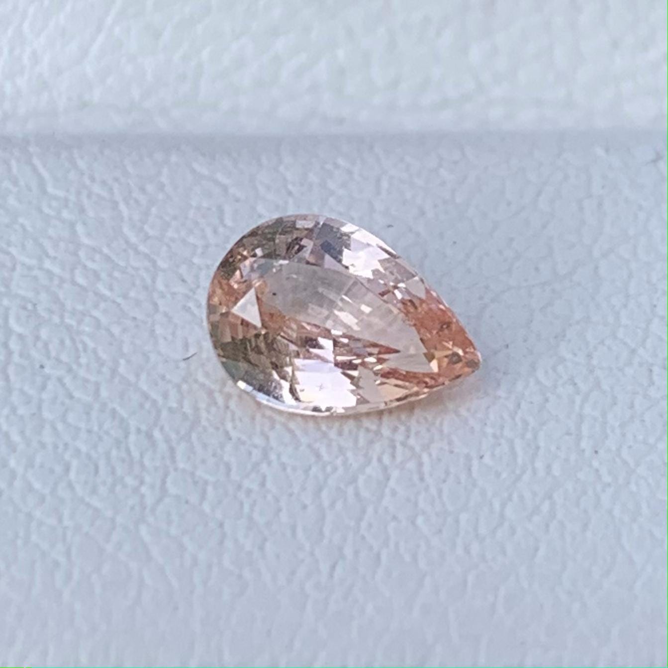 Sunset Padparadscha Sapphire 0.71ct - (UH)