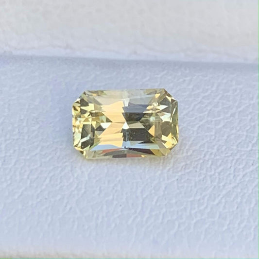 Yellow Sapphire 1.02ct (UH) - Baza Boutique