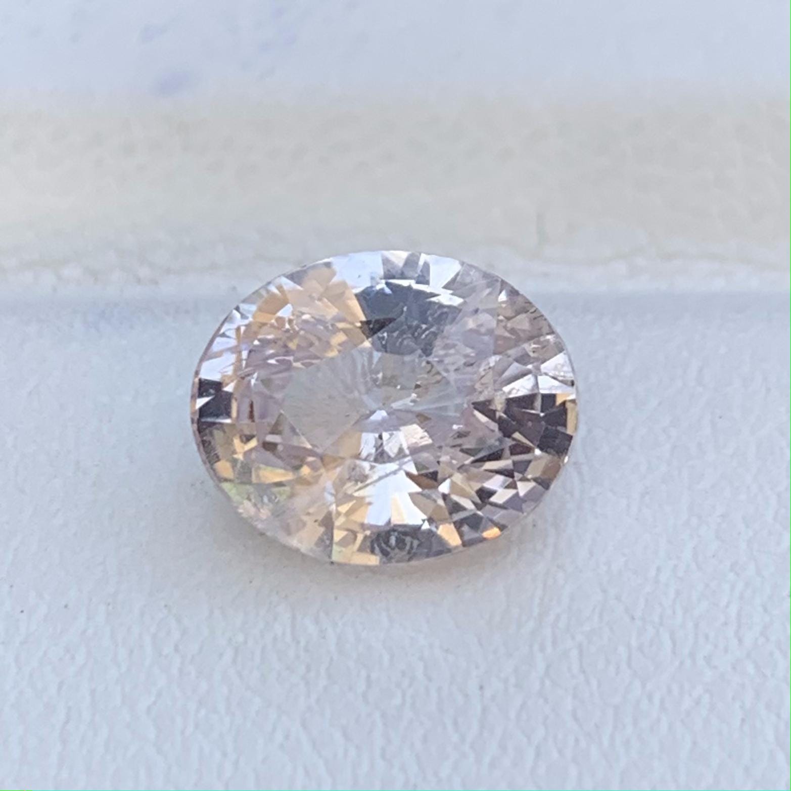 Peach Sapphire 3.58ct (UH) - Baza Boutique