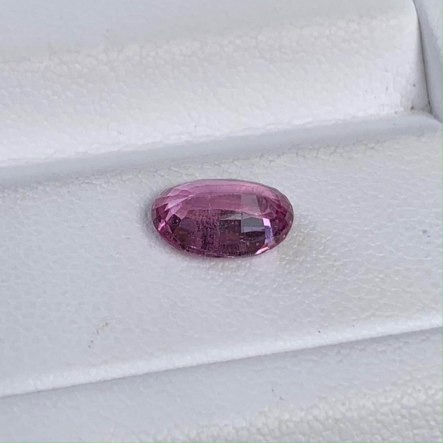 Pink Sapphire 1.76ct (UH) - Baza Boutique