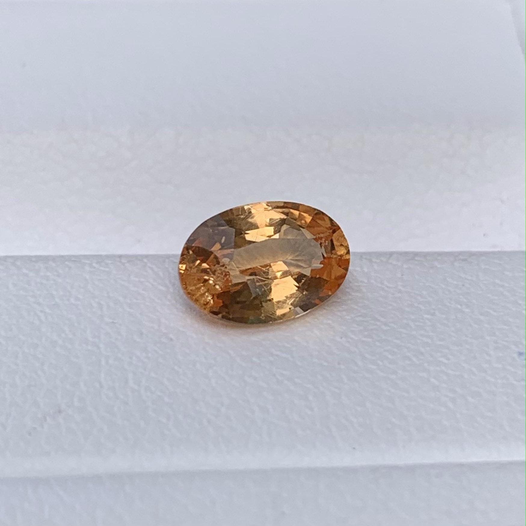 Apricot Peach Sapphire 1.32ct (H) - Baza Boutique
