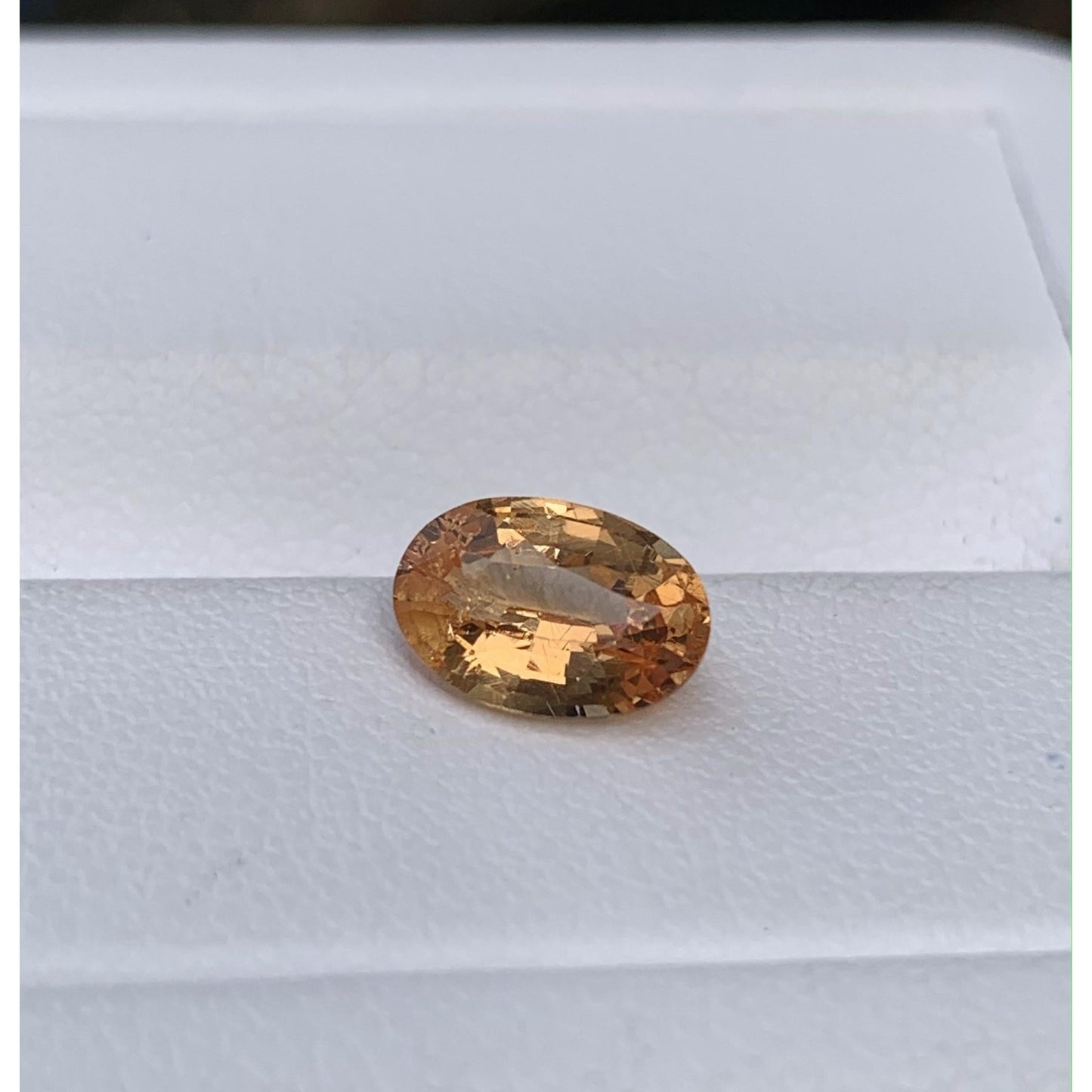 Apricot Peach Sapphire 1.32ct (H) - Baza Boutique