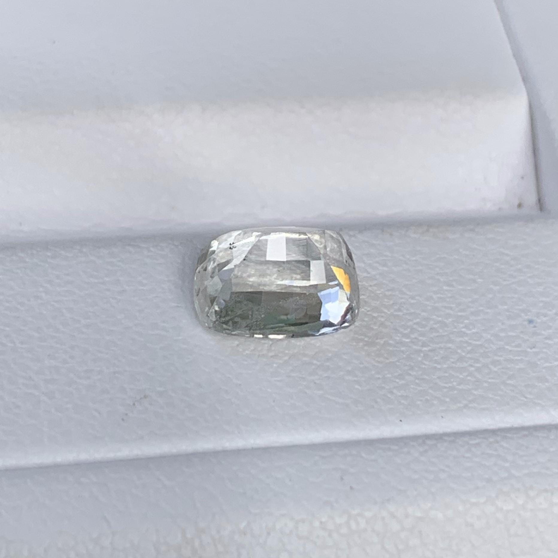 White Sapphire 2.93ct - (H) - Baza Boutique