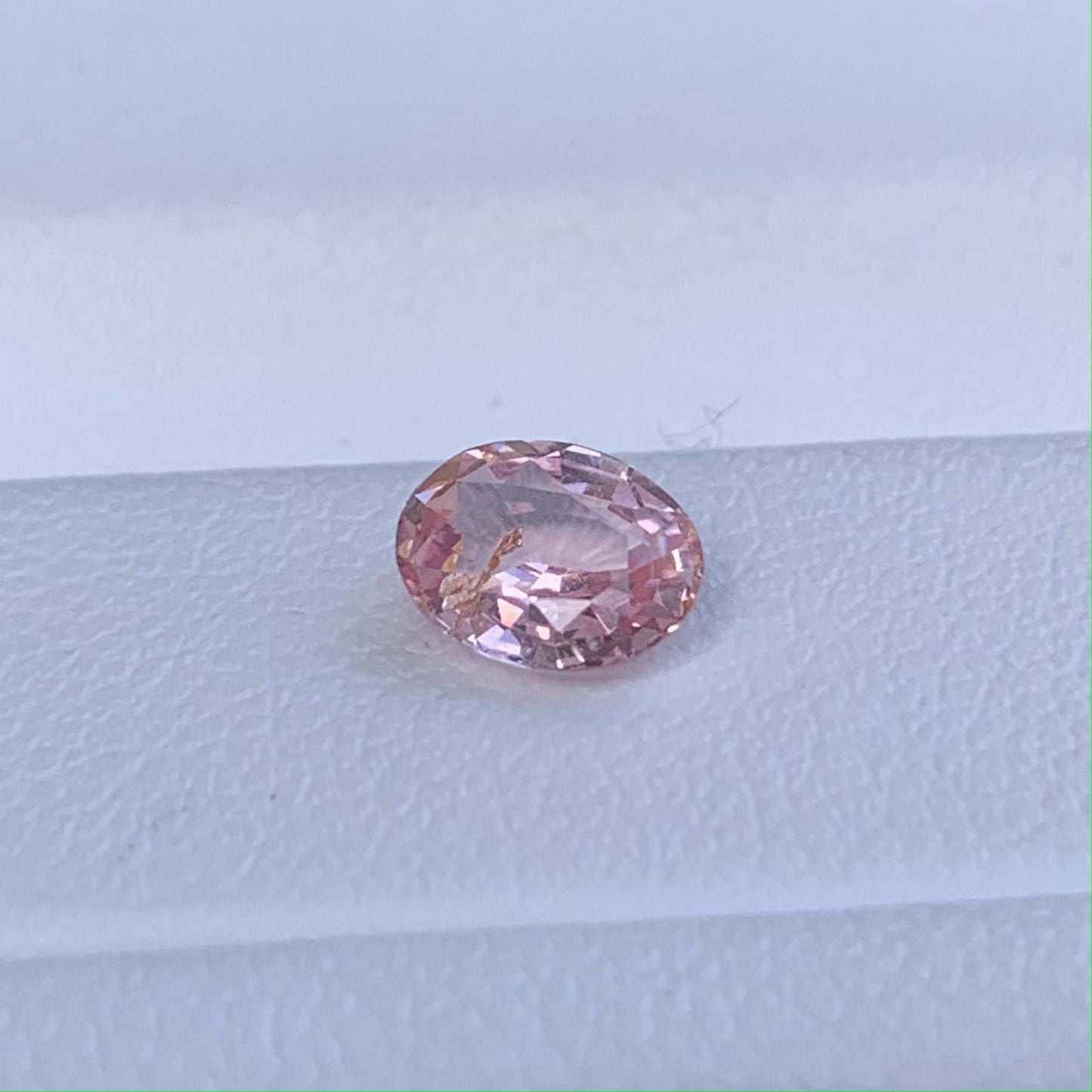 Natural Padparadscha Sapphire 0.72ct - (UH) - Baza Boutique