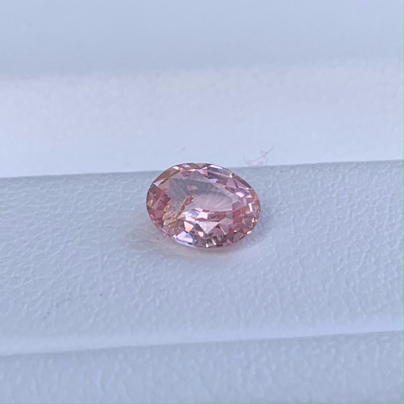 Natural Padparadscha Sapphire 0.72ct - (UH) - Baza Boutique