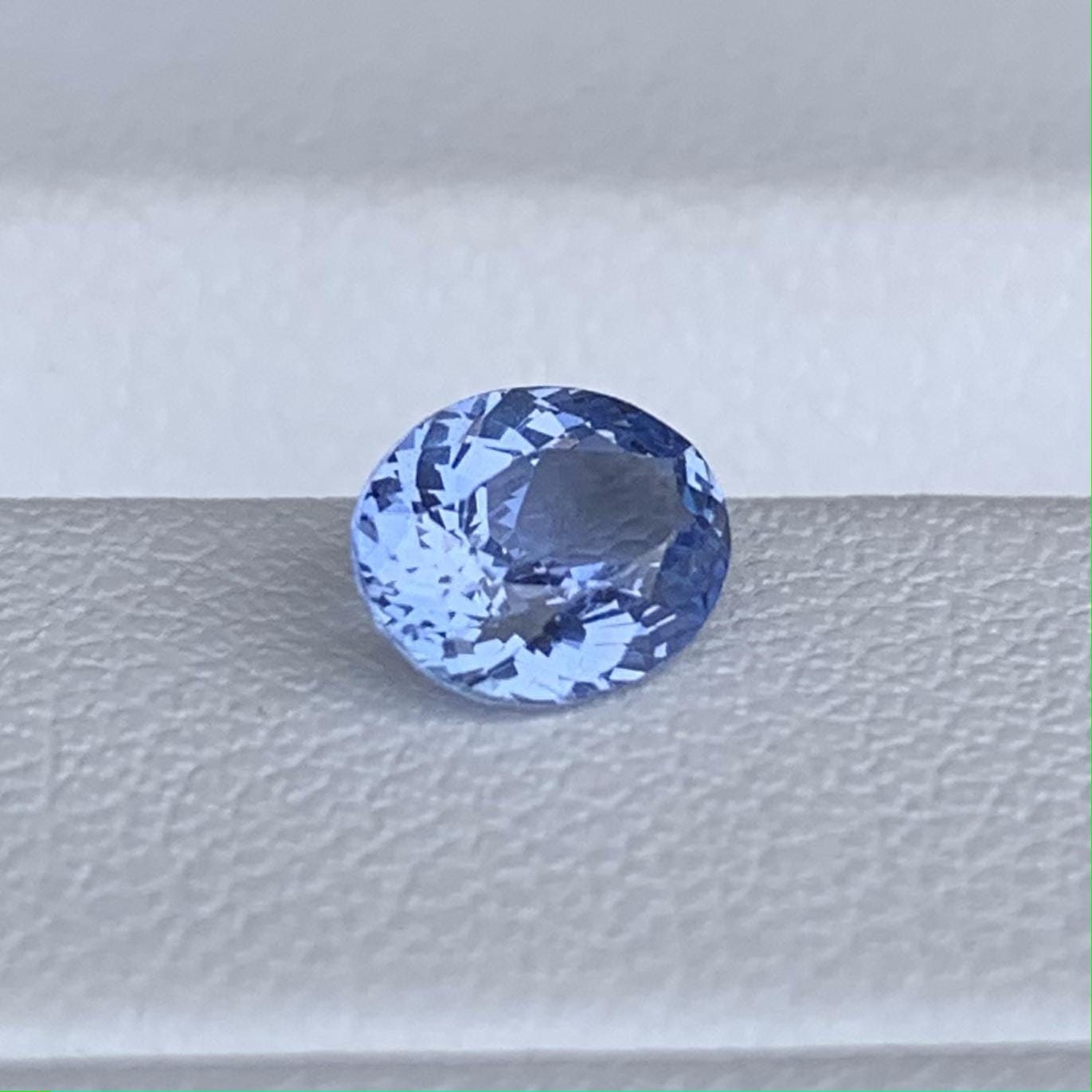 Light Blue Sapphire 0.88ct (H) - Baza Boutique