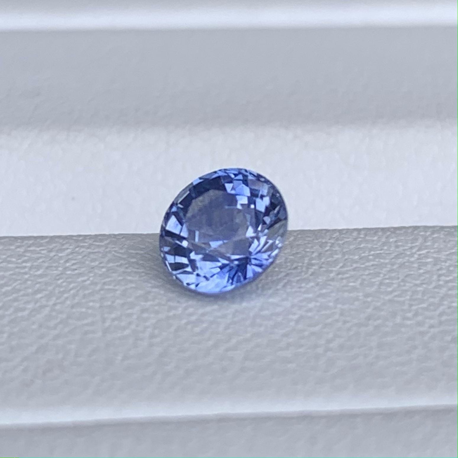 Round Cut Blue Sapphire 0.94ct (H) - Baza Boutique