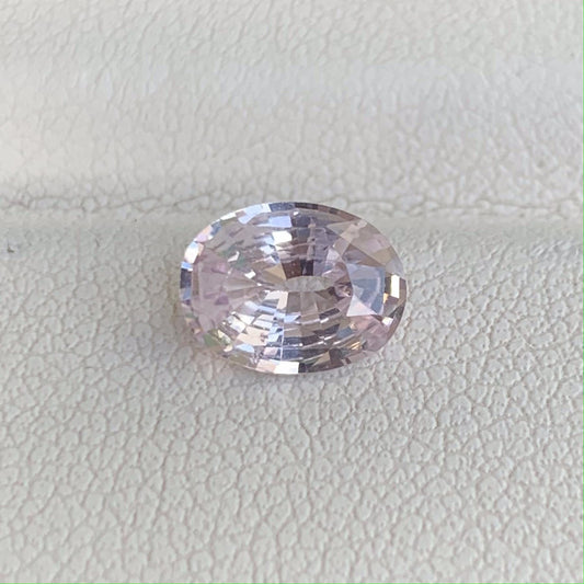 Natural Peach Sapphire 1.48ct (UH) - Baza Boutique