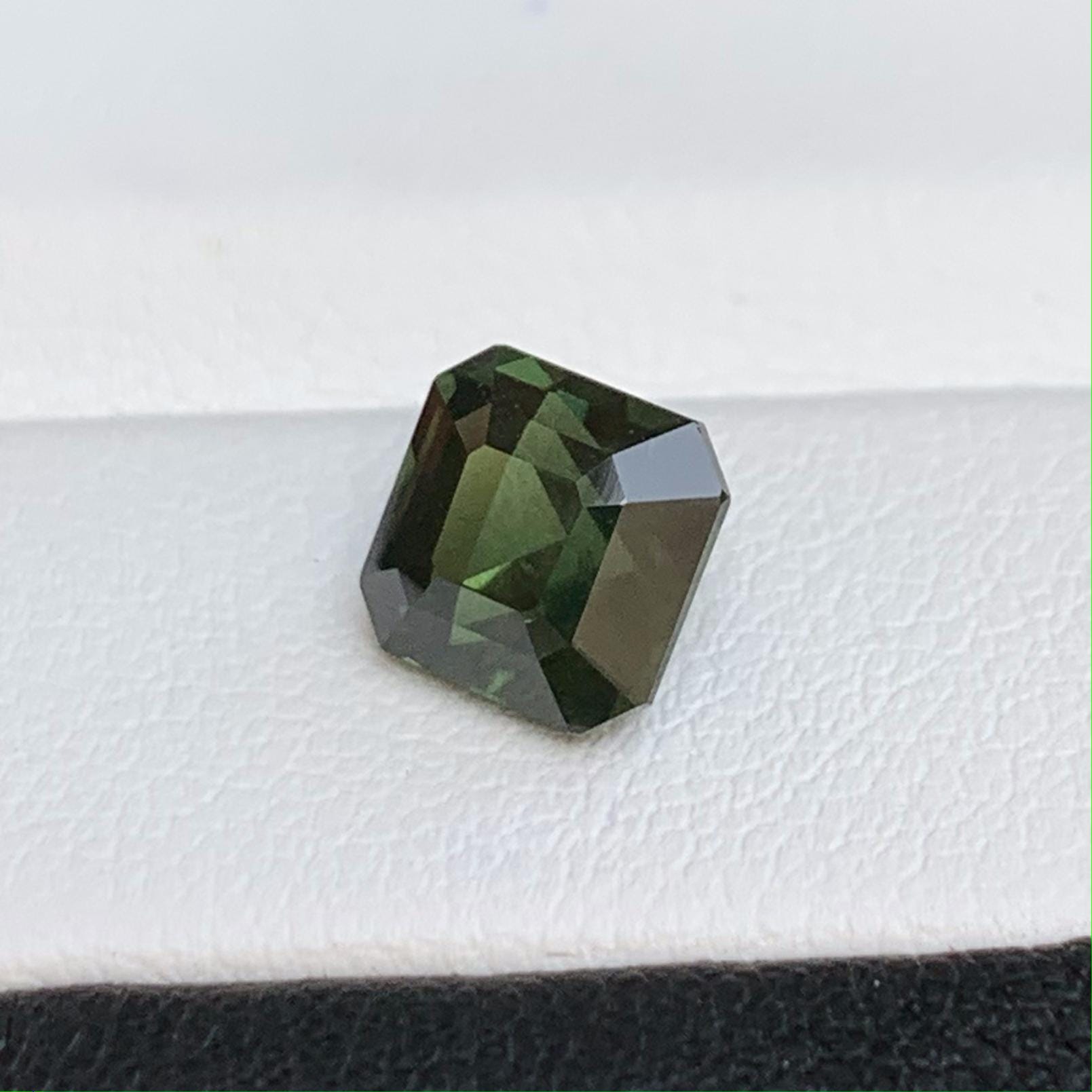 Natural Olive Green Sapphire 3.07ct - (UH) - Baza Boutique