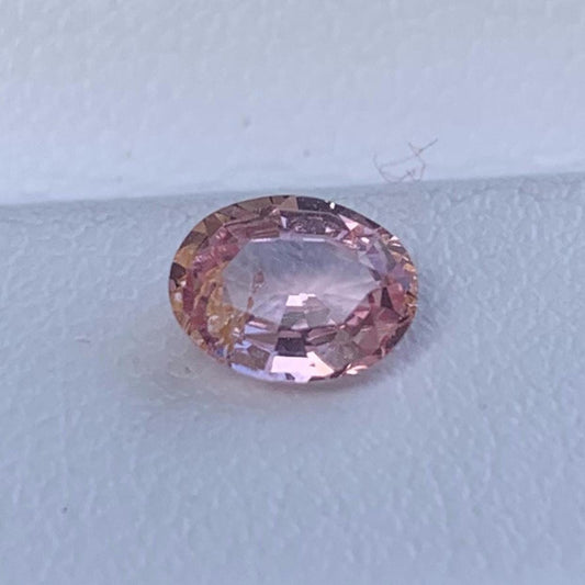 Natural Padparadscha Sapphire 0.72ct - (UH) - Baza Boutique