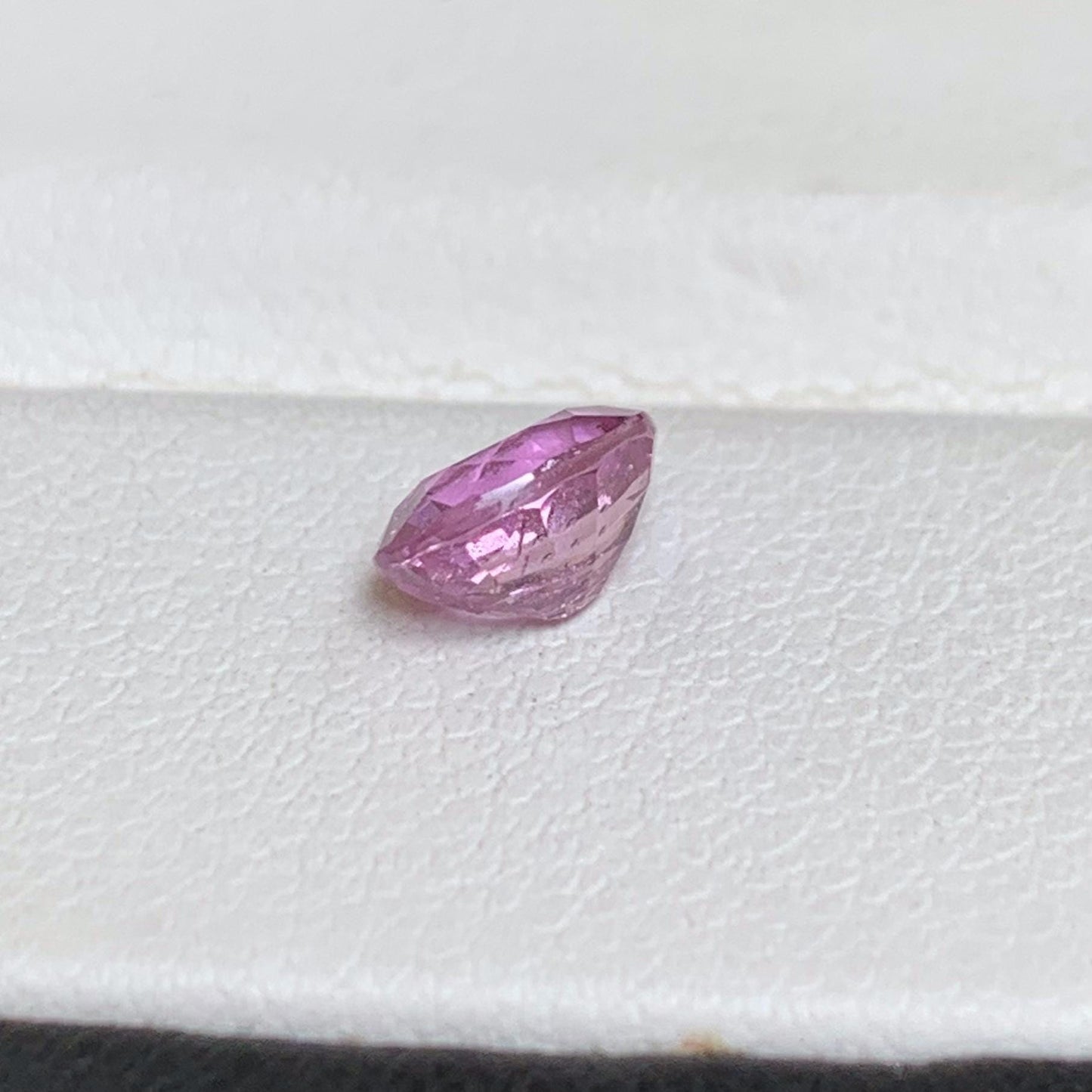 Natural Pink Sapphire 1.09ct - (N) - Baza Boutique