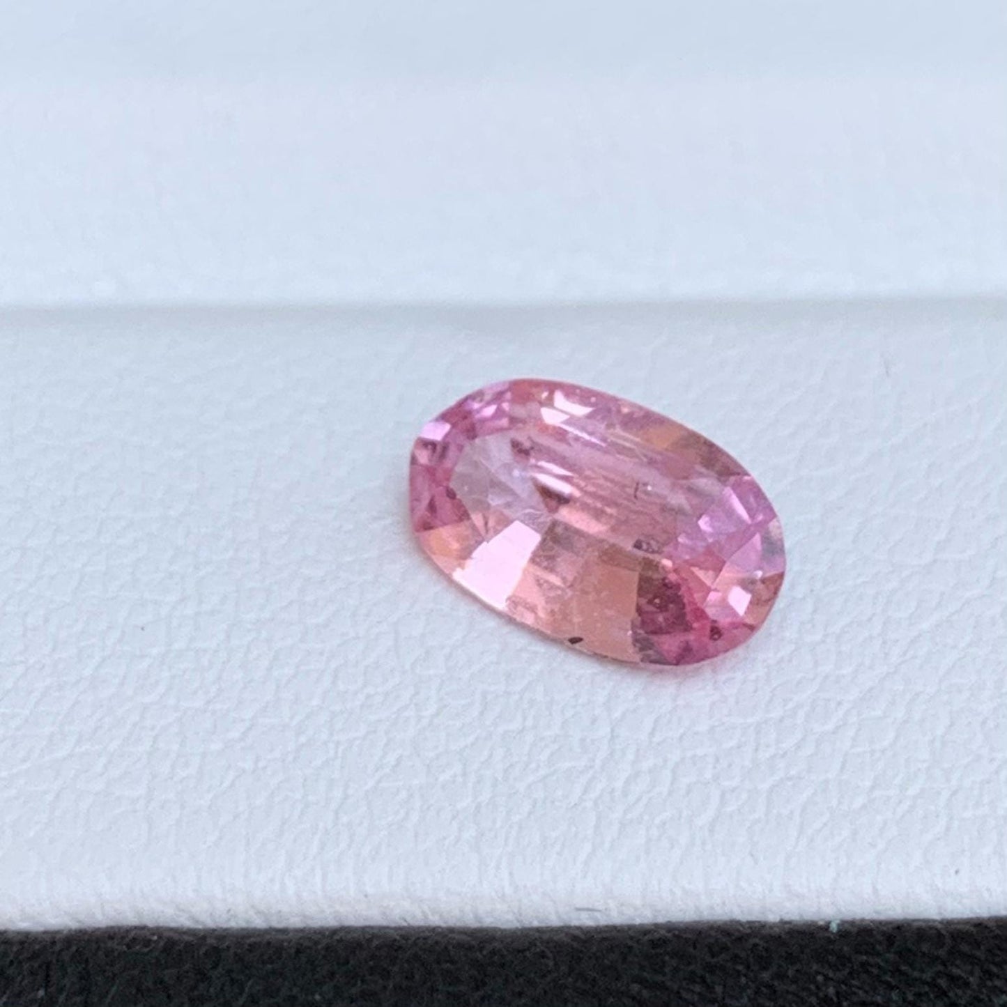 Natural Padparadscha Sapphire 1.22ct - (UH)