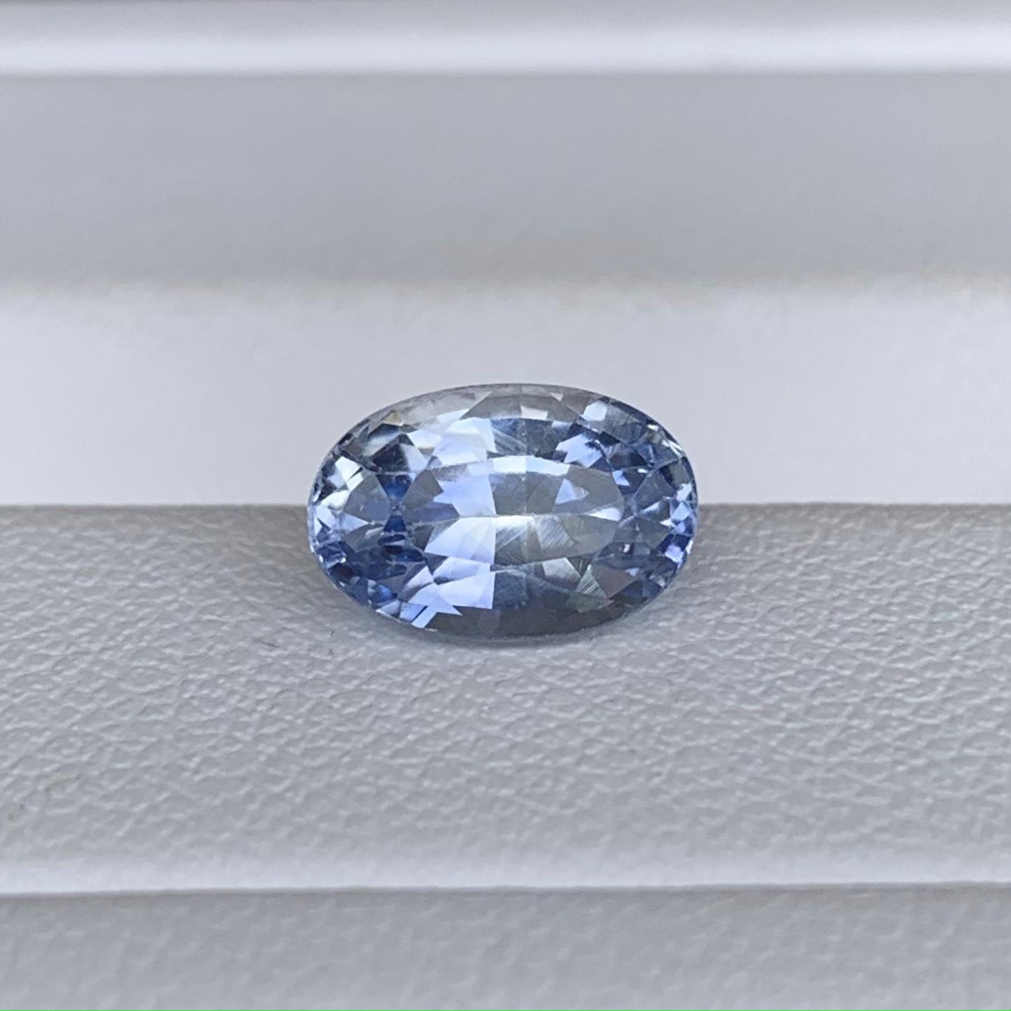 Light Blue Sapphire 2.13ct (H)