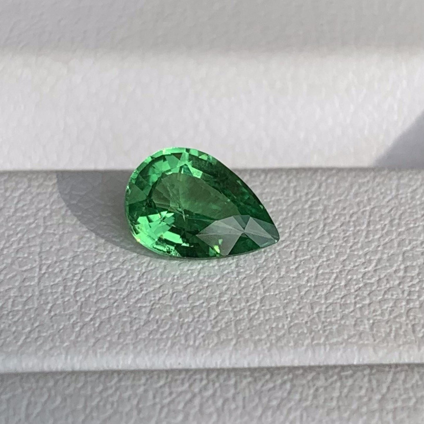 Natural Tsavorite Garnet 1.03ct (UH)