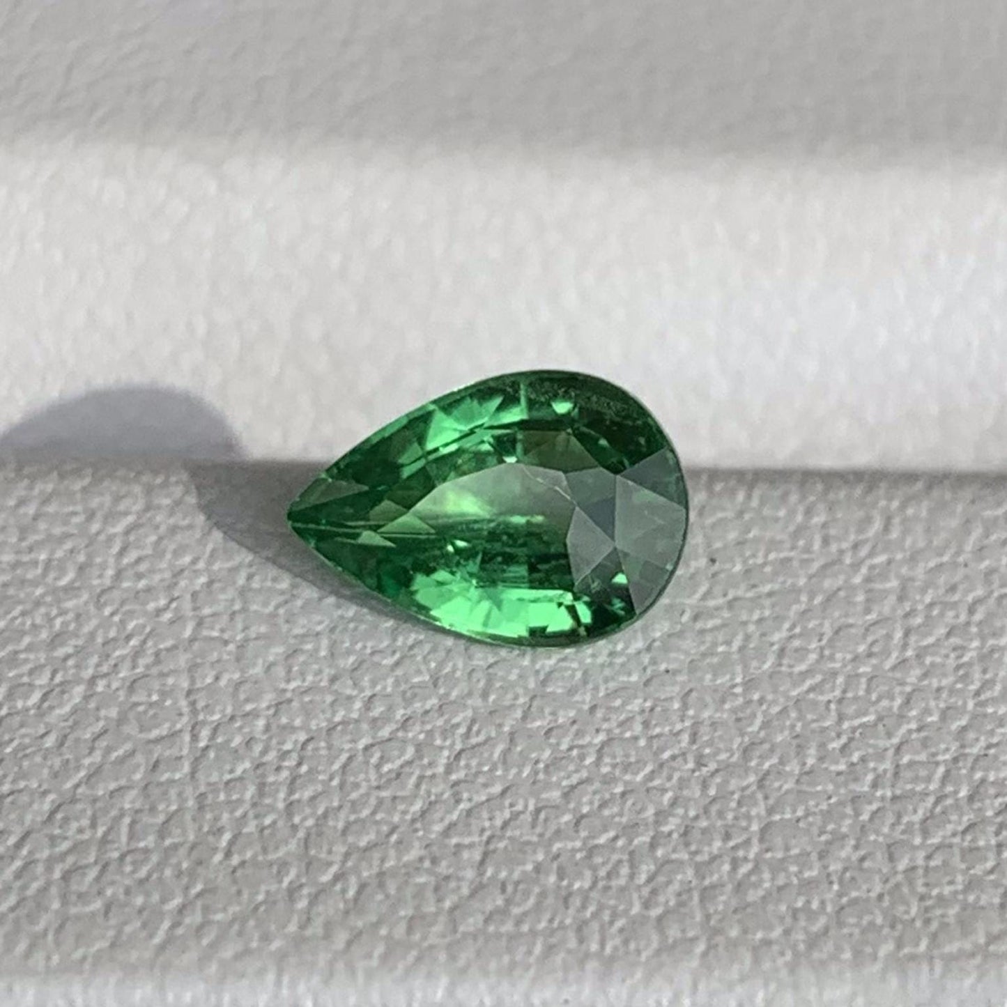 Natural Tsavorite Garnet 1.03ct (UH)