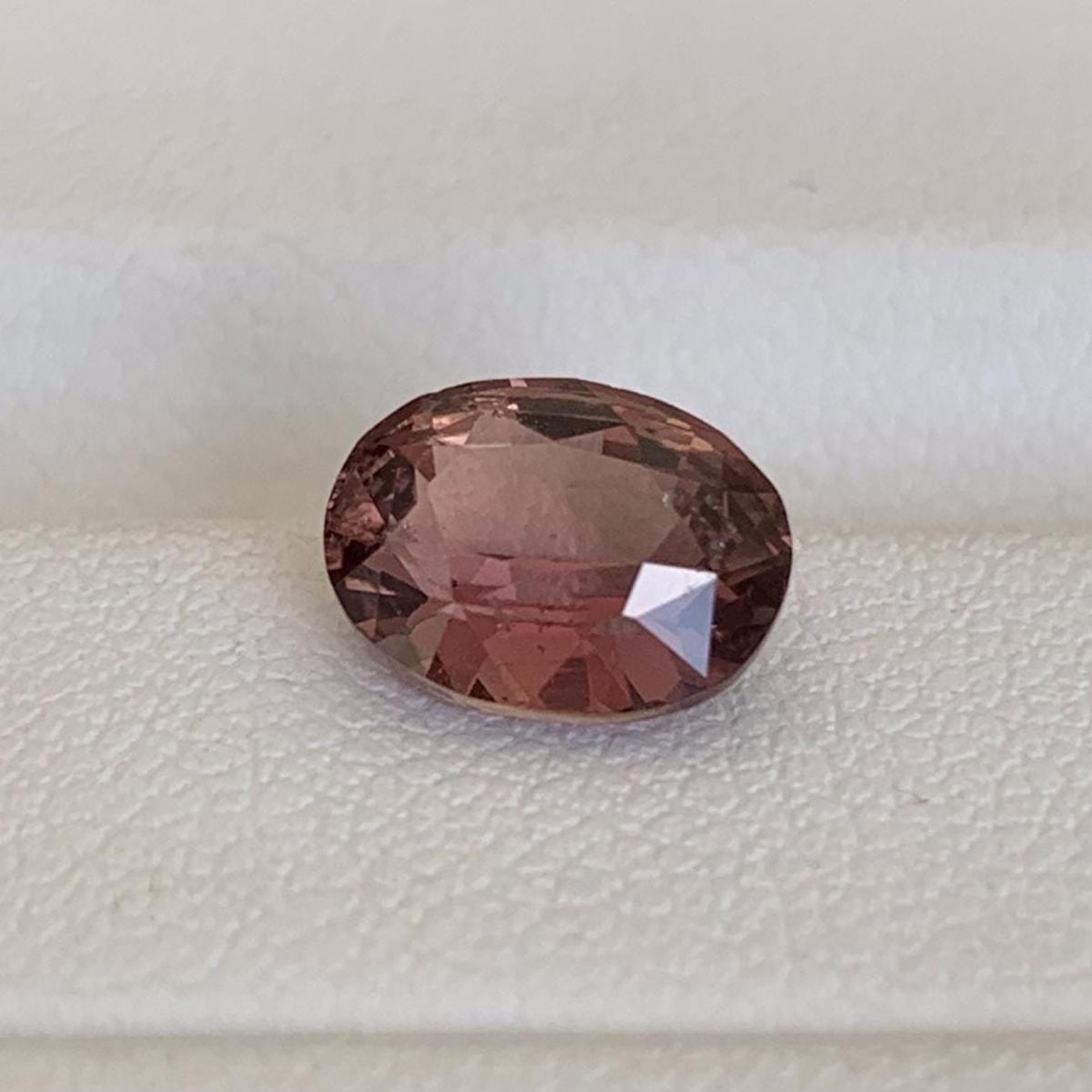 Whiskey Sapphire 2.34ct - (N) - Baza Boutique